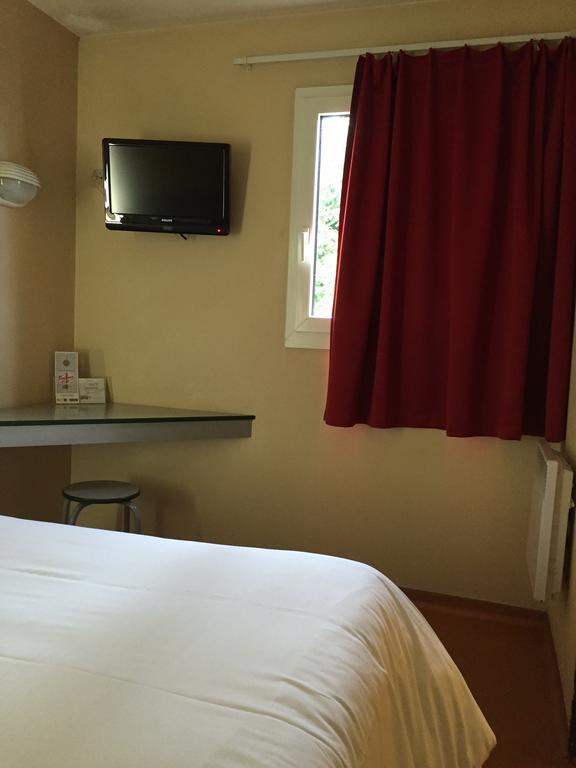 Premiere Classe Nantes Est - Sainte Luce Sur Loire Hotel Ruang foto